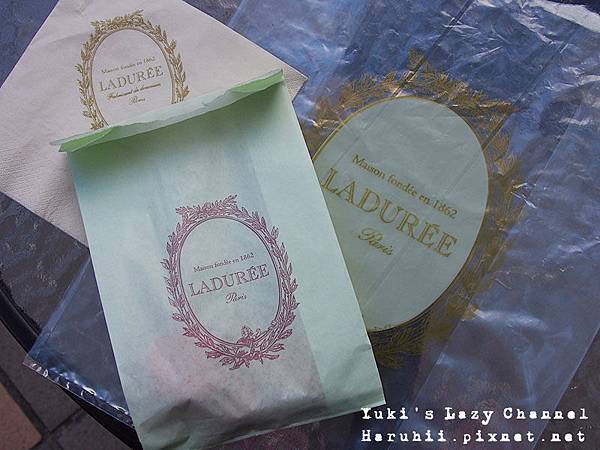 LADUREE馬卡龍微風廣場21 LADUREE馬卡龍微風廣場21