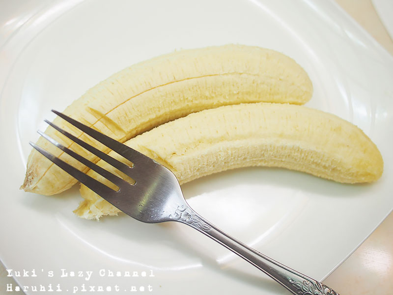 【食譜】香蕉核桃蛋糕做法＊假日的簡單小烘培 @Yuki&#039;s Lazy Channel