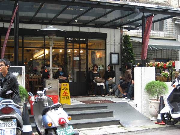 [台北中山] 大排長龍的米朗琪咖啡館 @Yuki&#039;s Lazy Channel