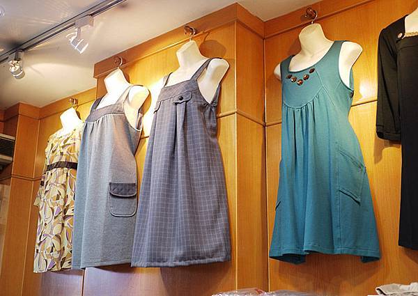 [台北萬華] 媽媽姐姐的私房衣櫃，就在艋舺服飾商圈 @Yuki&#039;s Lazy Channel