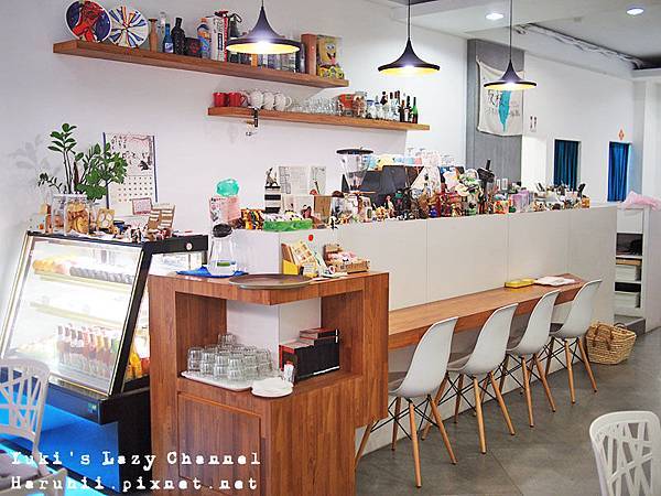 [中永和] HUG Cafe＊藝文與咖啡結合的小空間 @Yuki&#039;s Lazy Channel
