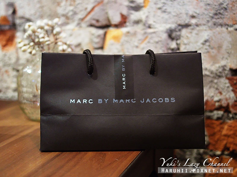 我的第一個MBMJ，Marc by Marc Jacobs 黑白撞色零錢包/卡夾 @Yuki&#039;s Lazy Channel