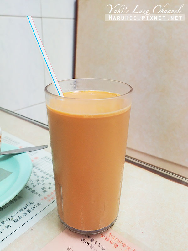 [香港美食推薦] 灣仔 金鳳茶餐廳＊美味菠蘿油、超濃凍奶茶，早餐必吃 @Yuki&#039;s Lazy Channel