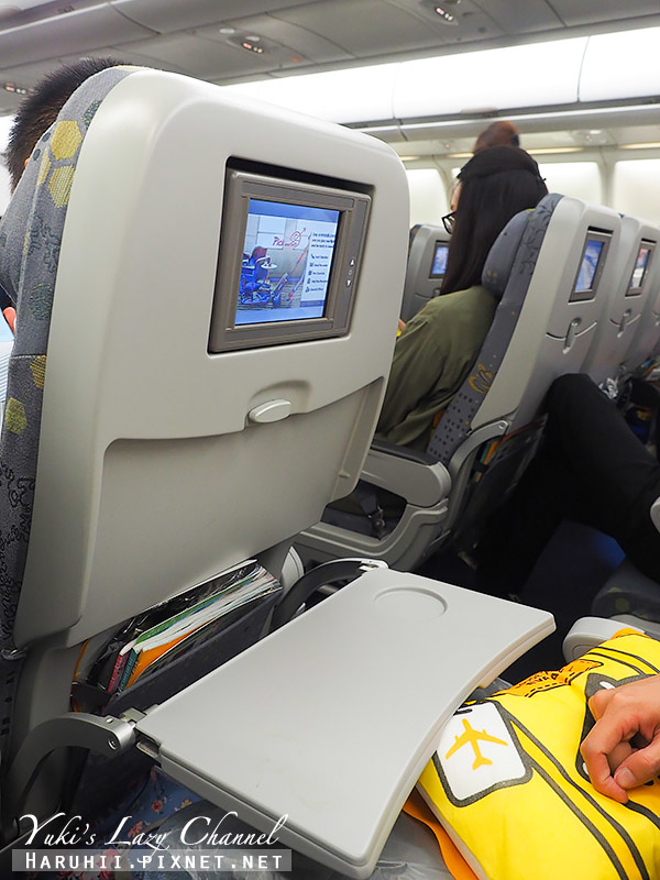 長榮航空 Eva Air BR195 東京成田&gt;台北 A330-200 超萌蛋黃哥內裝，蛋黃哥兒童餐、經濟艙餐點紀錄 @Yuki&#039;s Lazy Channel