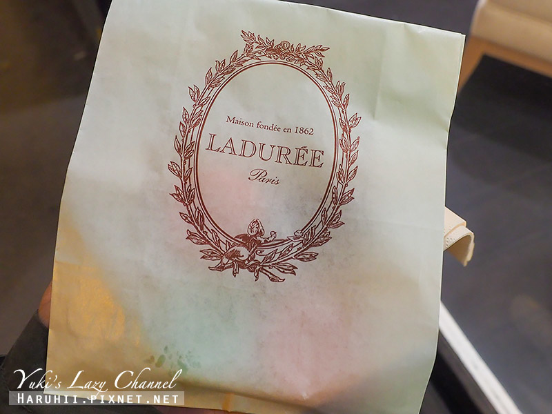 [巴黎甜點] Laduree：法國必吃百年馬卡龍，繽紛多彩的經典甜點 @Yuki&#039;s Lazy Channel