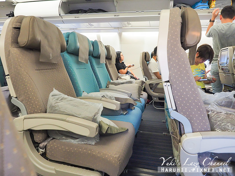新加坡航空 新航 Singapore Airlines SQ879 台北-新加坡 A330-300 經濟艙，飛機餐，飛行記錄 @Yuki&#039;s Lazy Channel