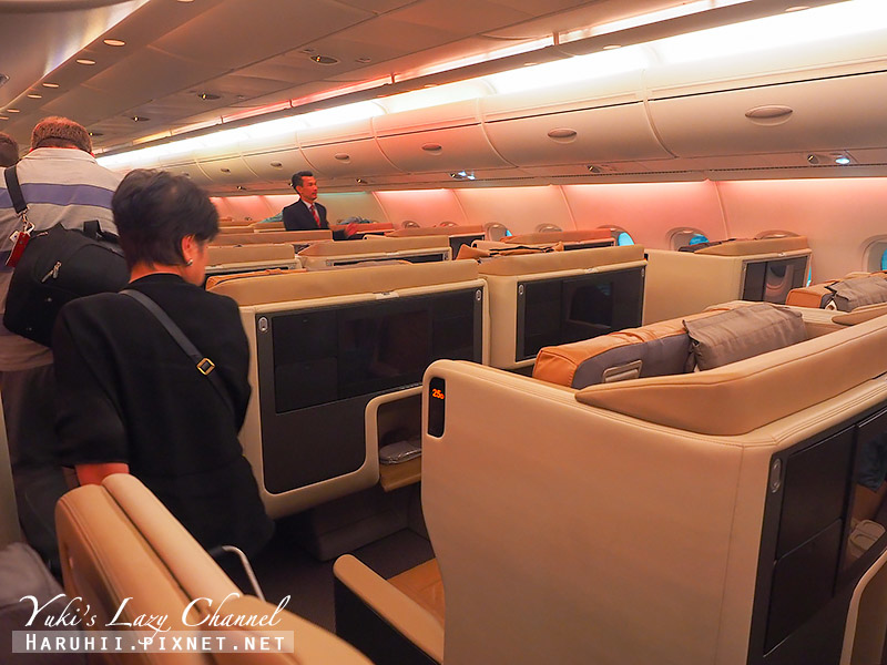 新加坡航空 新航 Singapore Airlines SQ322 新加坡-倫敦 新航A380-800 上層經濟艙、飛機餐，飛行記錄 @Yuki&#039;s Lazy Channel
