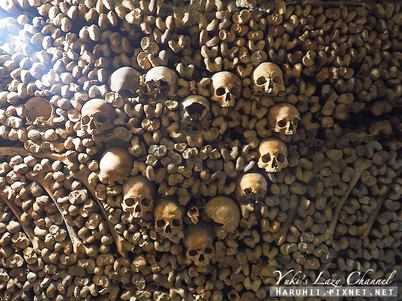 【巴黎】巴黎地下墓穴 Les Catacombes de Paris：走進黑暗巴黎，巴黎地下墓穴門票、交通、開放時間整理 @Yuki&#039;s Lazy Channel