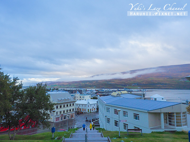 【冰島】阿克雷里景點Akureyri：阿克雷里大教堂、少女壁畫；鯨魚教堂、上帝瀑布Godfoss Waterfall @Yuki&#039;s Lazy Channel