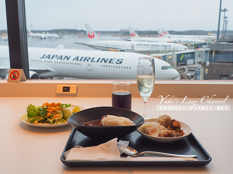 東京成田機場貴賓室｜日航貴賓室/日本航空櫻花貴賓室 JAL Sakura Lounge：貴賓室設備/餐點分享 @Yuki&#039;s Lazy Channel