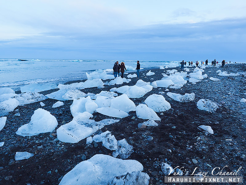 【冰島】傑古沙龍冰河湖Jokulsarlon、鑽石沙灘Diamond Beach、黑沙灘Reynisfjara：淺藍冰塊漂浮，走入夢幻絕景 @Yuki&#039;s Lazy Channel
