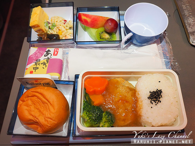 中華航空 China Airlines CI101 東京-台北 波音777-300ER 偽豪華經濟艙、餐點分享 @Yuki&#039;s Lazy Channel