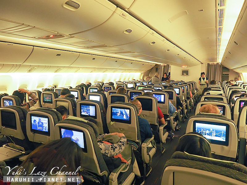 長榮航空 Eva Air BR87 台北-巴黎 波音777-300ER經濟艙兒童餐、普通餐飛機餐紀錄 @Yuki&#039;s Lazy Channel