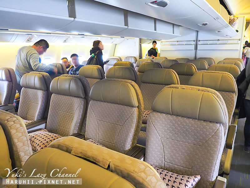 長榮航空 Eva Air BR88 巴黎-台北 波音777-300ER 經濟艙海鮮餐、飛行小紀錄 @Yuki&#039;s Lazy Channel