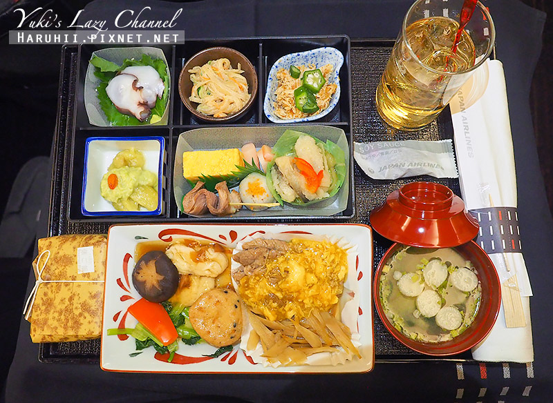 日本航空商務艙 日航 JL809 東京成田-台北 波音767-300新艙 JAL SKY SUITE II商務艙、餐點分享 @Yuki&#039;s Lazy Channel