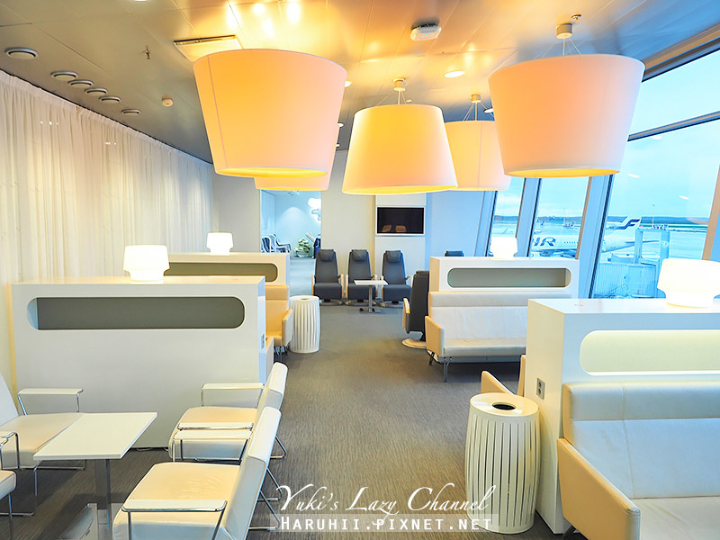 赫爾辛基機場貴賓室｜芬蘭航空貴賓室 Finnair lounge：芬蘭航空申根區貴賓室設備、餐點、淋浴間分享 @Yuki&#039;s Lazy Channel