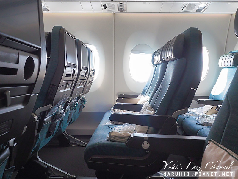 國泰航空 Cathay Pacific CX320 馬德里-香港 最新A350-1000/A351/A35K 長程經濟艙設備、餐點分享 @Yuki&#039;s Lazy Channel
