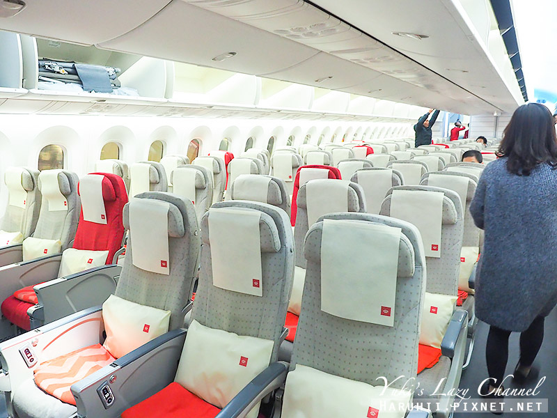 皇家約旦航空 Royal Jordanian RJ183 香港-安曼 波音787-8 經濟艙海鮮餐，皇家約旦航空搭乘心得 @Yuki&#039;s Lazy Channel