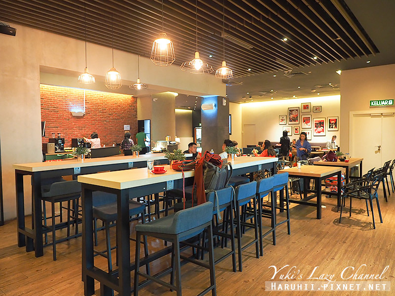 吉隆坡機場貴賓室｜AirAsia 亞航尊榮紅色貴賓室 KLIA2 AirAsia Red Lounge：廉航也有貴賓室！亞航主場貴賓室餐點、設備分享 @Yuki&#039;s Lazy Channel