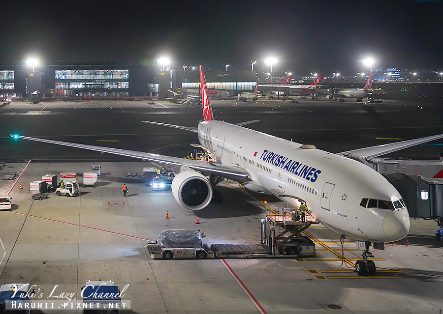 土耳其航空商務艙 Turkish Airlines Business Class TK85 馬尼拉-伊斯坦堡 波音777-300ER土航商務艙餐點、設備、土航過夜包分享 @Yuki&#039;s Lazy Channel