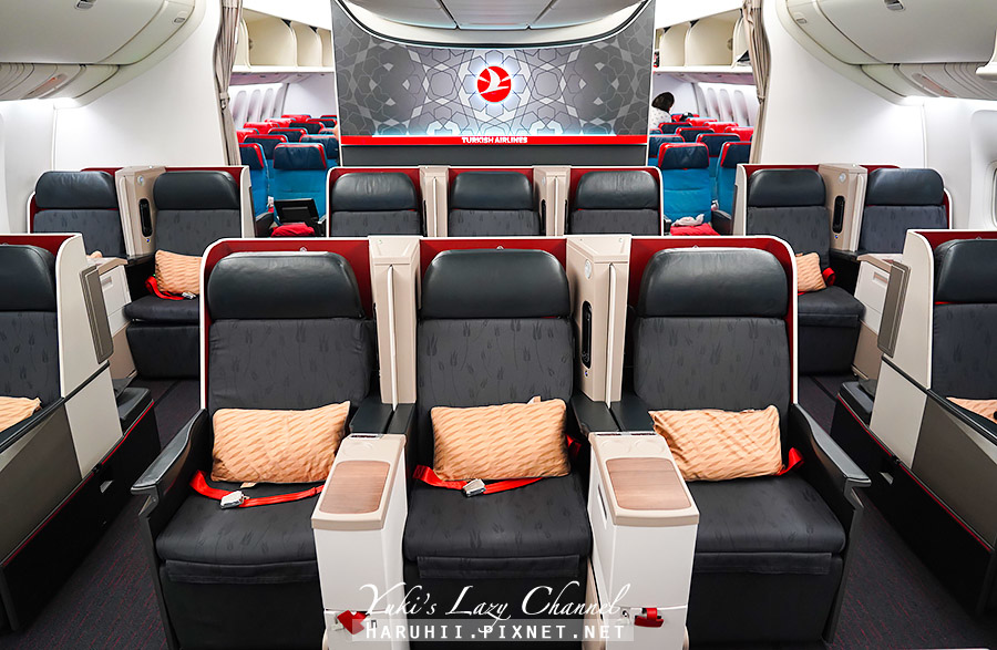 土耳其航空商務艙 Turkish Airlines Business Class TK85 馬尼拉-伊斯坦堡 波音777-300ER土航商務艙餐點、設備、土航過夜包分享 @Yuki&#039;s Lazy Channel