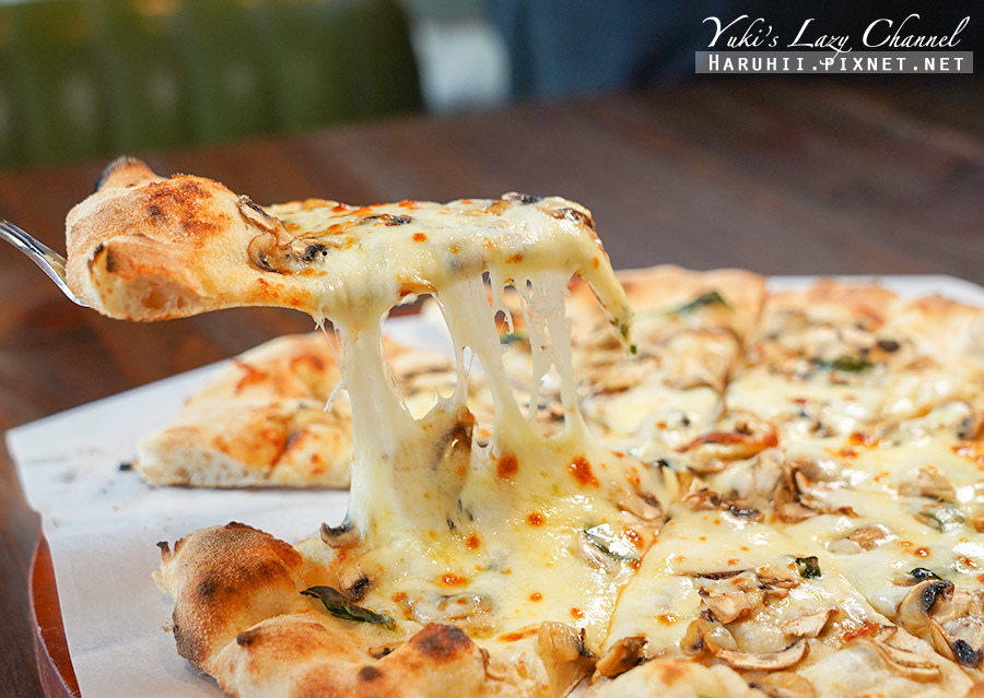 默爾義大利餐廳More Pasta &amp; Pizza，美味手工窯烤披薩與道地義大利麵，能遠眺101的好吃義式餐廳 @Yuki&#039;s Lazy Channel