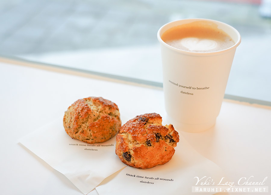dateless coffee，台北橋站純白極簡咖啡，司康與咖啡 附菜單 @Yuki&#039;s Lazy Channel