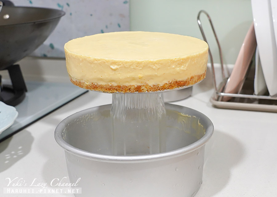 【食譜】芒果生乳酪蛋糕做法，免烤箱簡單做，夏季芒果甜點吃起來 @Yuki&#039;s Lazy Channel