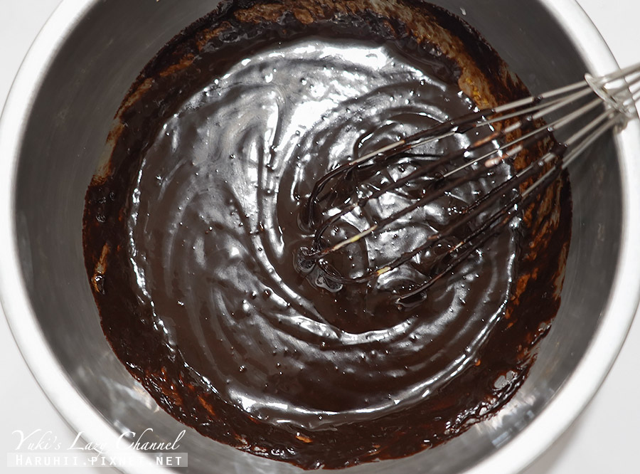 【食譜】超濃郁古典巧克力蛋糕做法，入秋後想吃的療癒甜點 @Yuki&#039;s Lazy Channel