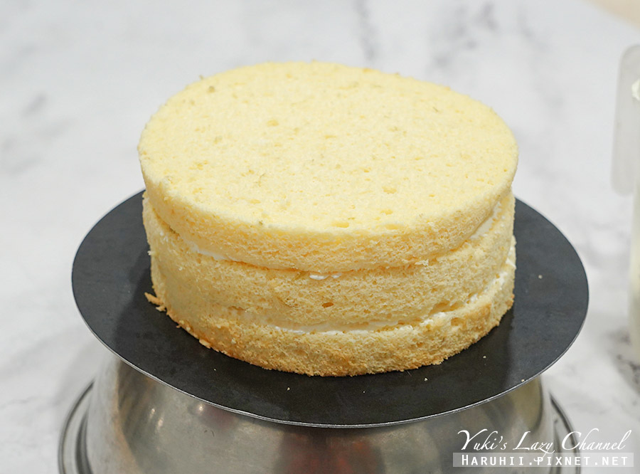 【食譜】檸檬奶霜蛋糕做法，檸檬戚風結合檸檬鮮奶油的夏季爽口蛋糕 @Yuki&#039;s Lazy Channel